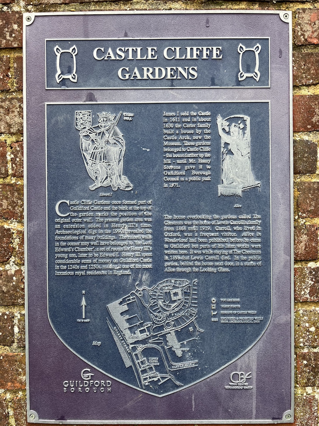 Blue plaque in Guildford for Castle Cliffe Gardens