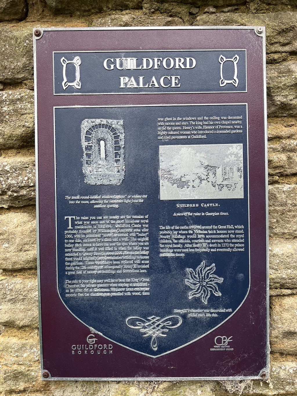 Blue plaque in Guildford for Guildford Palace